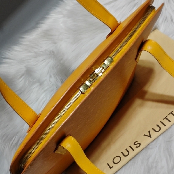 SALE! Authentic Louis Vuitton Epi Lussac Mustard Yellow Shoulder Bag W/Dust Bag - Picture 11 of 16